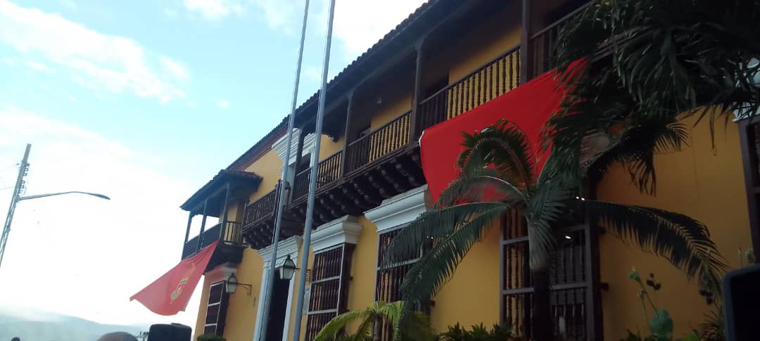 #En #SantiagodeCuba  hoy se realiza el homenaje a los caídos en el Levantamiento Armado sdel 30 de noviembre hace 67 años 
 #TenemosMemoria