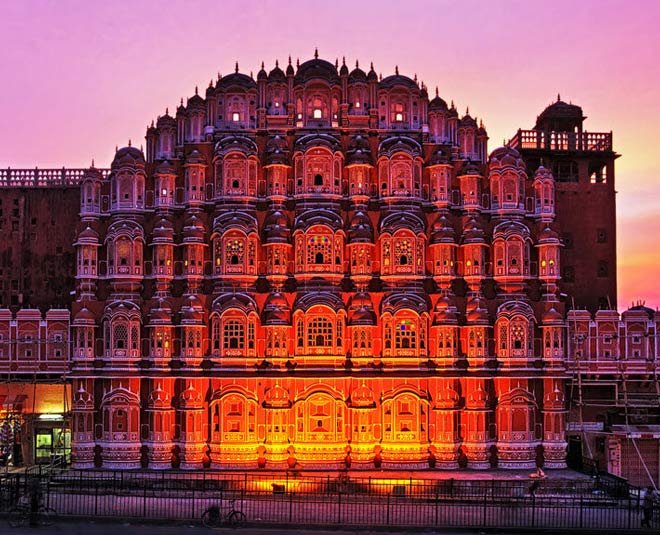 HANSRAJMEE11993's tweet photo. https://t.co/1VO890lbN6
