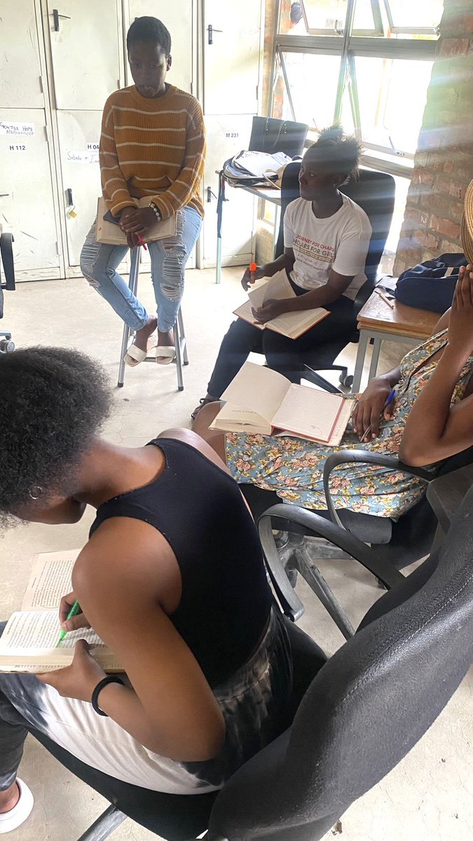 ARProject's tweet photo. Excited that our Journey for Change scholars are reading @ClintSmithIII “How the Word is Passed: A Reckoning with the History of Slavery Across America!” As South African youth, they will gain a rich understanding of U.S. history &amp; similarities w/their past as well. @ARProjectSA https://t.co/FE9t7a7VJy