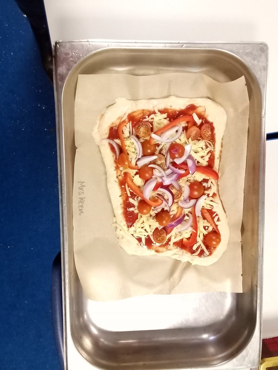 HillsideYr2's tweet photo. We've had a really successful morning making our amazing pizzas. We can't wait to cook them and taste them this afternoon
😀😋 https://t.co/txGLiYHA9Y