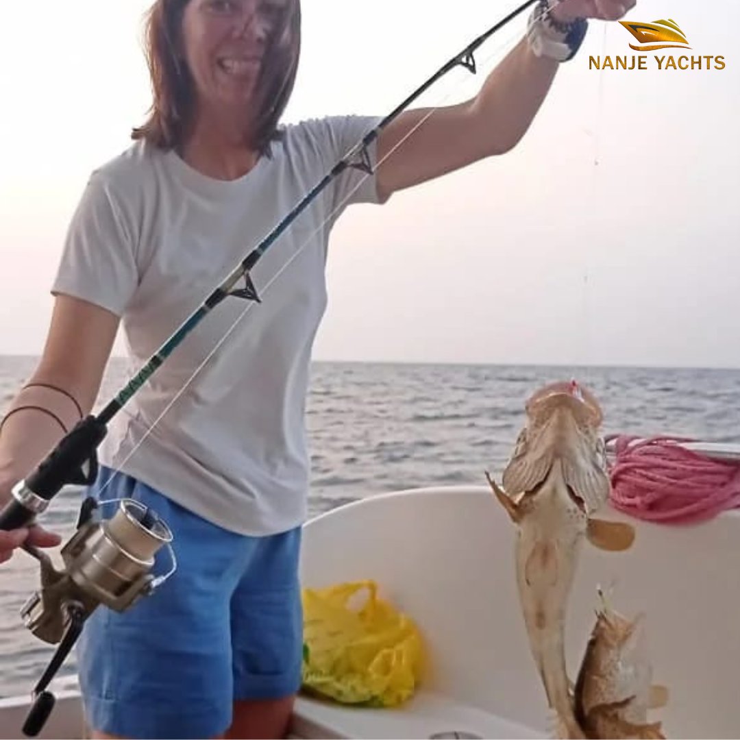 Nanjeyachts's tweet image. Happy days are the ones spent fishing!
Happy Guests with awesome catches on a Deep Sea Fishing Trip Dubai.

for Bookings Contact Us 📞
📞 : +971568518100
🌐 : deepseafishingdubai.com
📩 : info@nanjeyachts.com

#fishinguae #fishing #uae #dubai #nanjefishingtrip #nanjeyachts #fish