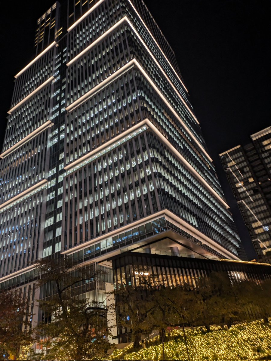 1ヶ月ZOZOさんでインターンお世話になりました！
技術的にも人間的にも成長できた1ヶ月でした！
自分が作ったところがリリースされてアプリで確認できるの嬉しすぎる…