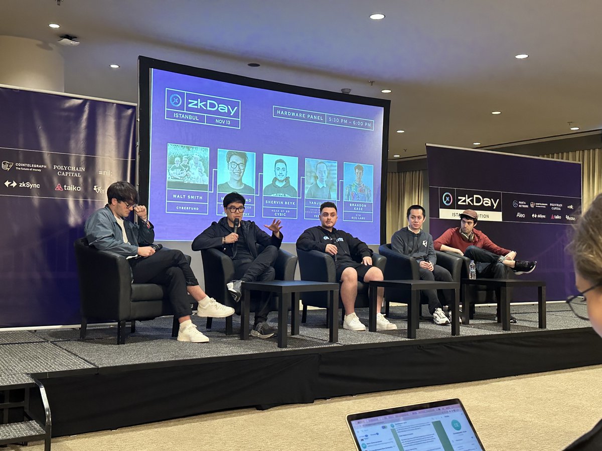 FabricCrypto's tweet photo. #zkDay Hardware Panel
Our cofounder & CEO @michaelzgao spoke on the future of #ZK HW with @cysic_xyz, @VeridiseInc & @o1_labs
Thanks to @waltjsmith for the insightful questions!
/1 https://t.co/VbPkp6yWyd