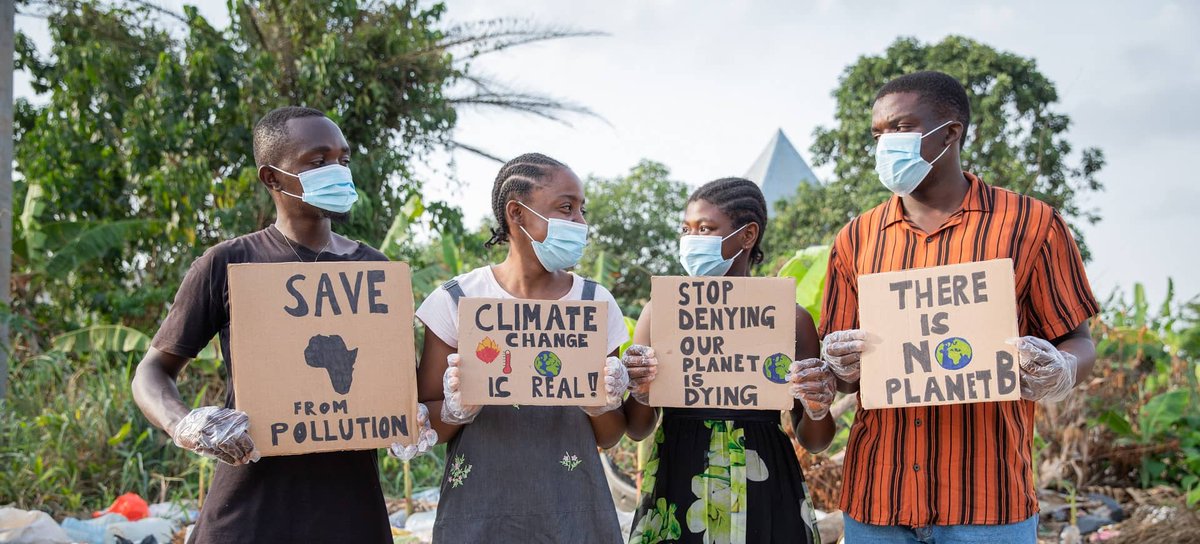 🌍 During #COP28, we'll showcase our world-leading research. Join us as we explore how Liverpool's ground-breaking research can drive policy, governance, and innovation to combat the global climate crisis. #TeamLivUni @LivUni ➡️ tinyurl.com/mr3z7ujz 🧵 1/5