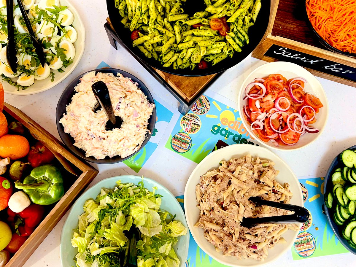 Joel Holroyd Howe tweet media