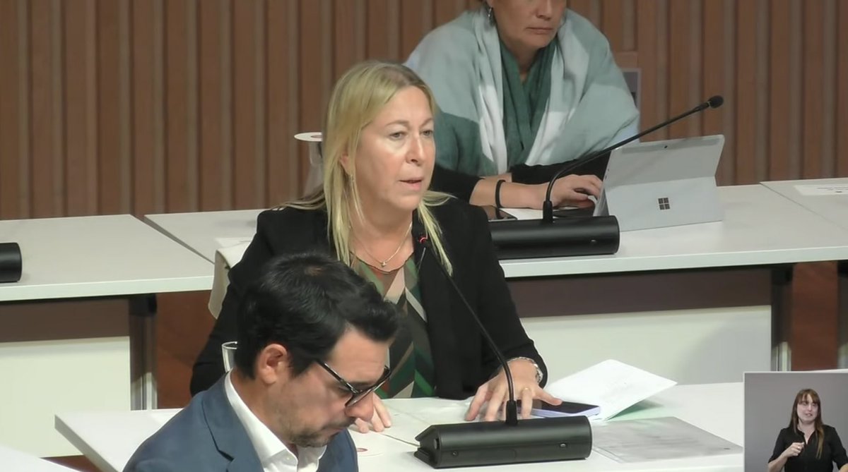 Refermem compromís amb els drets de la infància, per les seves necessitats i fer-los partícips de l’acció pública.
La diputada, Neus Munté referma la voluntat en la moció presentada a la <a href="/diba/">Diputació de Barcelona</a> amb motiu del Dia Universal de la Infància incidint en el repte les noves tecnologies