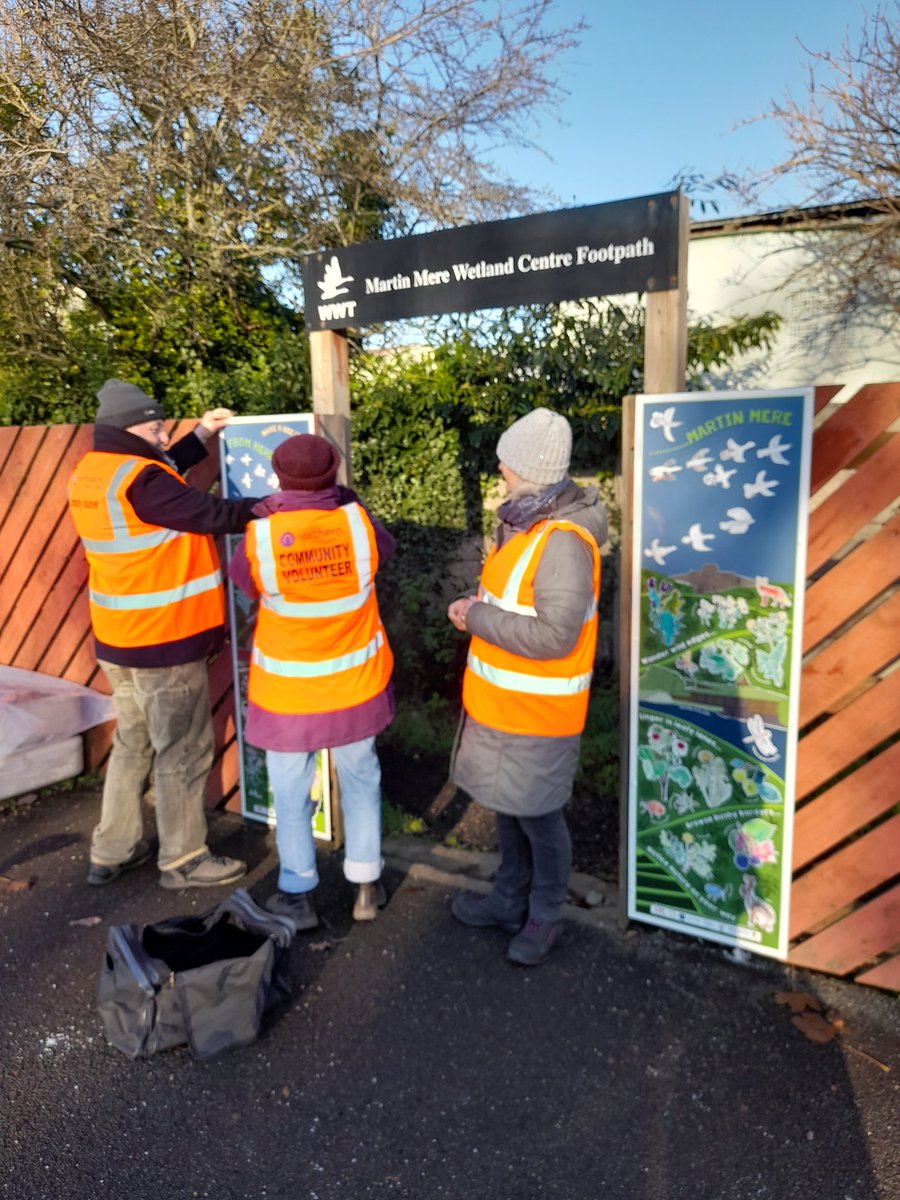 SarahFowlerWWT's tweet photo. How wonderful to meet members of @crl_live at Burscough Bridge station  putting up these new signs highlighting the walk from the station to @WWTMartinMere. Thank you Angie, Caroline, and Jim. And thank you  👏 to the school children for their brilliant artwork. https://t.co/ZND1uBQOMI