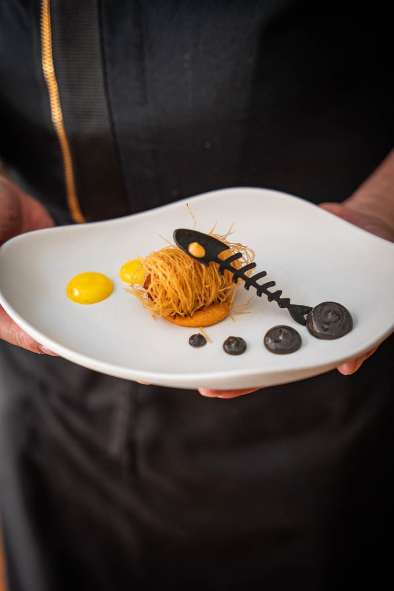 🍽️ On dinem? Què soparem? A Val d'Aran sempre tindrem la certesa d'encertar: menjar casolà, cuina elaborada, internacional, local o fusió. Improvisat o entaulats amb calma. D'un racó a l'altre l'oferta s'adapta al nostre gust, predilecció i curiositat. El més difícil: decidir.