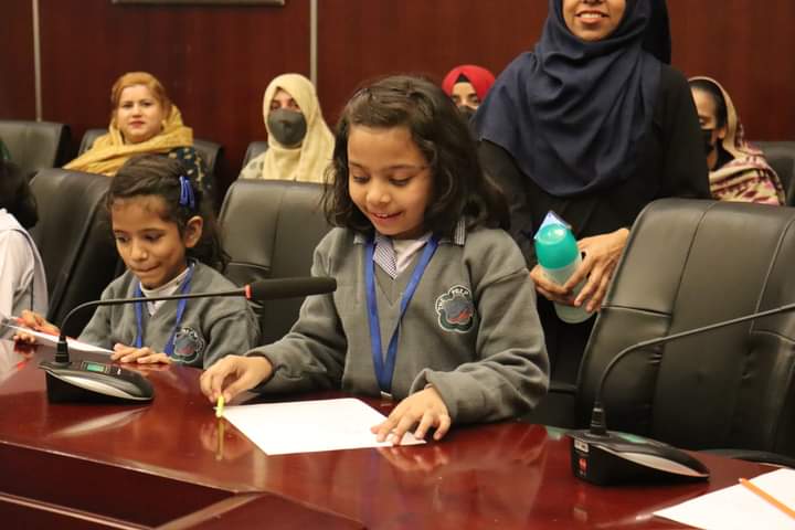 plf_pk's tweet image. #PakistanLearningMovement Highlights: Day 1

@VSOPakistan conducted an insightful session on #ChildSafeguarding at #PLFIslamabad

They not only imparted crucial #lifeskills but also guided younger children on the art of self-protection, creating a safe and empowering environment.