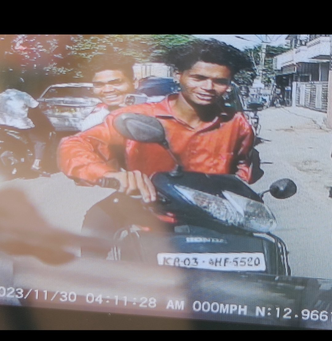 Preetish249's tweet photo. @blrcitytraffic @BlrCityPolice @Jointcptraffic @3rdEyeDude  scooter guy doing a stunt in a busy road and damaging my car near Jeevika hospital. They don't stop after that.Could be more dangerous.Pls take action. Safety compromised.Pls help https://t.co/AwStFNKVPd