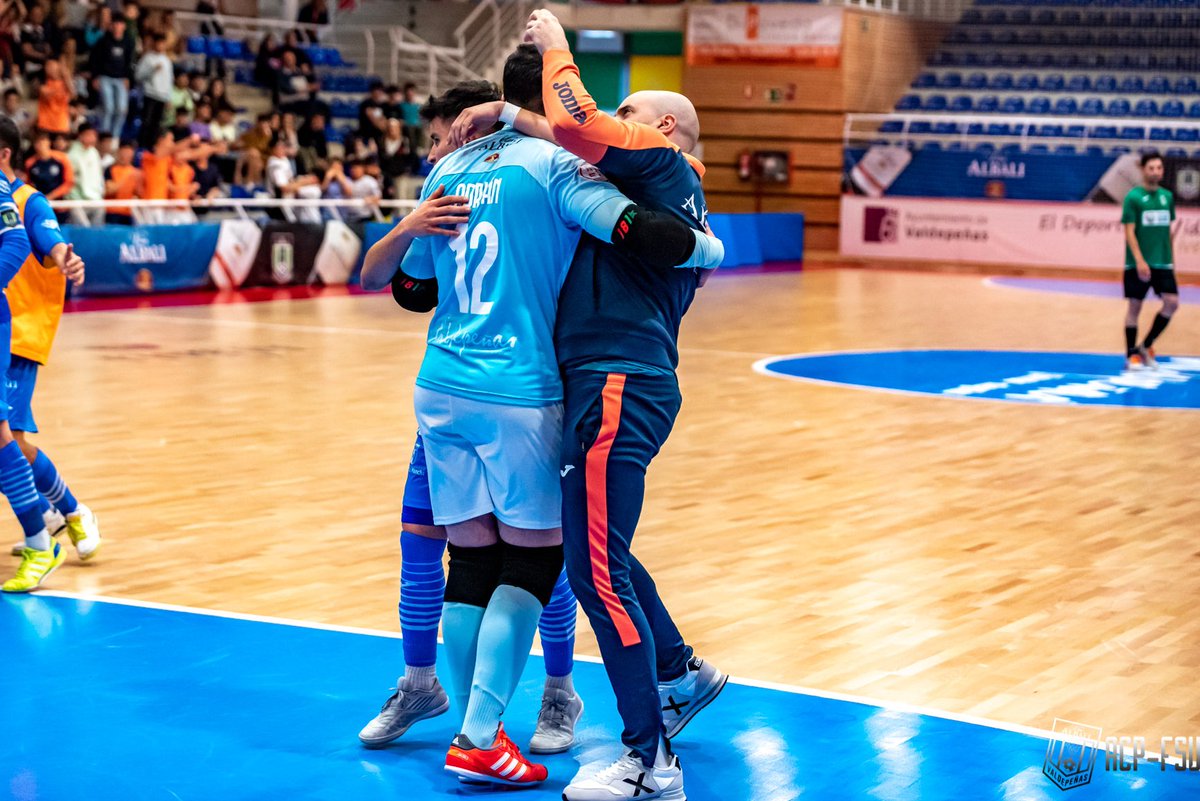 "Emocionarse por la felicidad de otra persona, es ser feliz dos veces" ⚽️🥅 <a href="/aurecape/">aure</a>