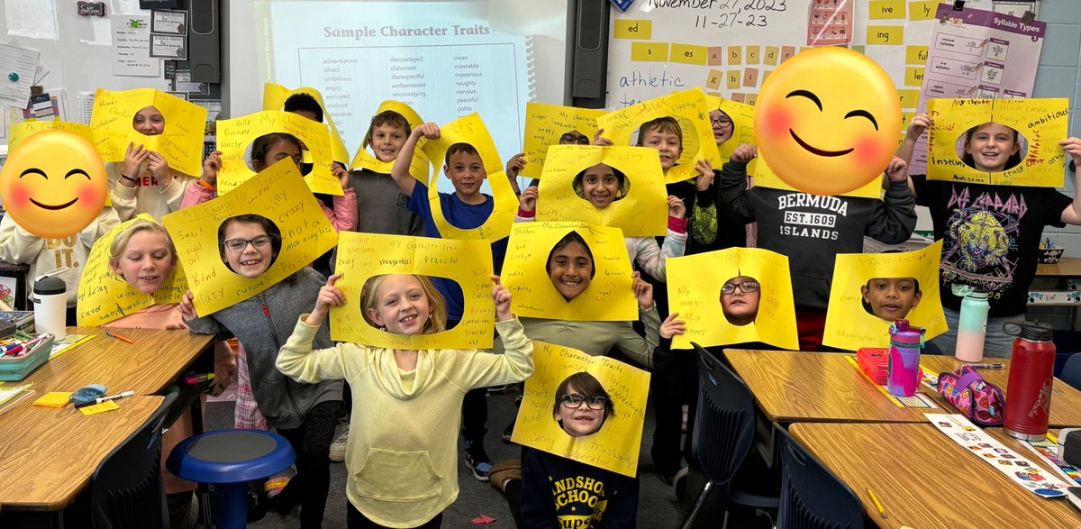 What a bunch of characters! After learning about inner and outer character traits Ss created face frames to share their own traits! <a href="/Jen1Curry/">Jennifer Curry</a> <a href="/kristymc24/">𝒦𝓇𝒾𝓈𝓉𝓎 𝑀𝒸𝐹𝒶𝓇𝓁𝒶𝓃𝑒</a>
