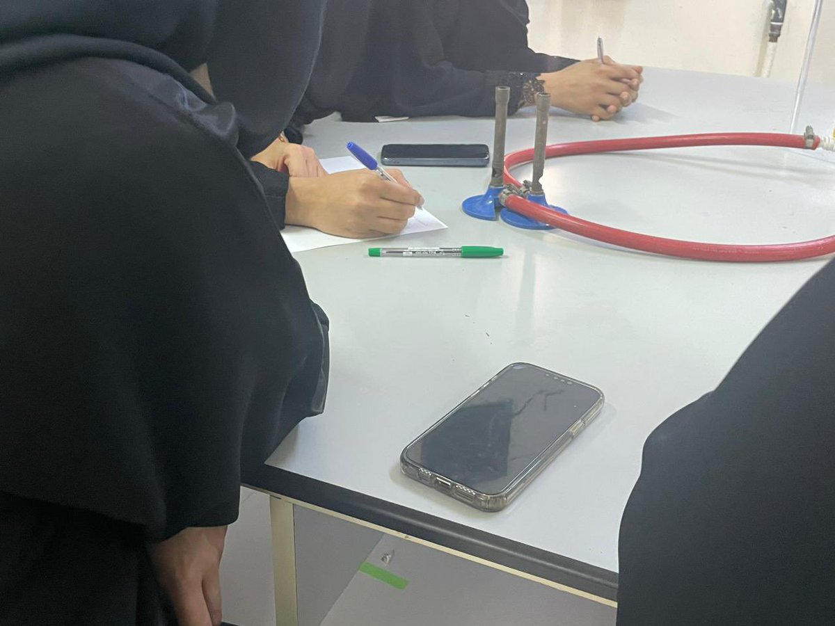 EduGovMct1543's tweet photo. مشغل بعنوان التقويم من اجل التعلم حيث جاءت أهمية المشغل باعتباره بند من بنود استماره الزيارة الإشرافيه وبحضور معلمات المادة  🌹كل الشكر والإمتنان للاستاذة ياسمين وبوركت جهودك@Eduactivemct https://t.co/R0BiJ9E2A2