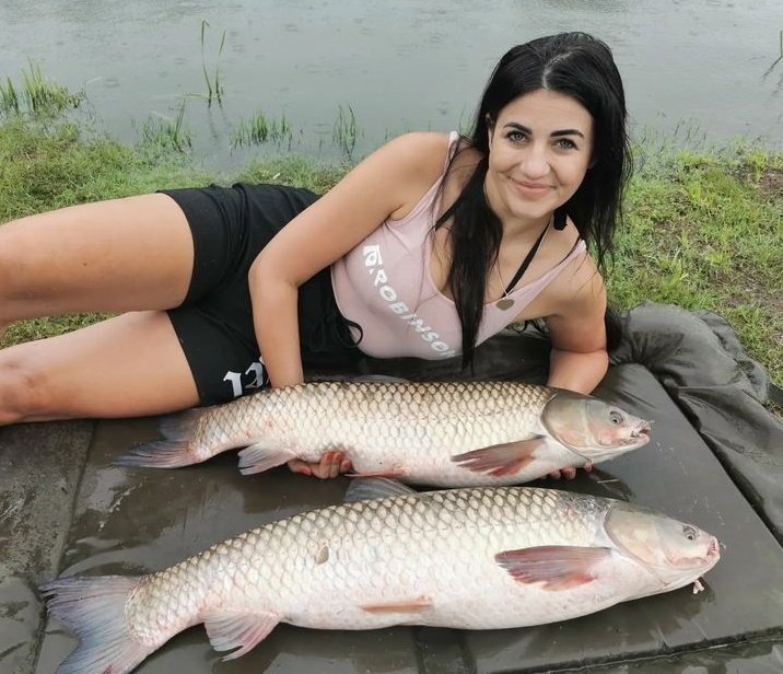 Did you miss my fish pics?!

#fishing #fish #bigfish #fishinglife  #fishingtrip  #saltlife #boat #catchingfish  #fishgirls #girlsfishing #outdoors #bikini #girlswhofish #ladyangler #fishon #fishingrod #outdoors  #florida #sun #sunshine #boating #offshore #offshorefishing