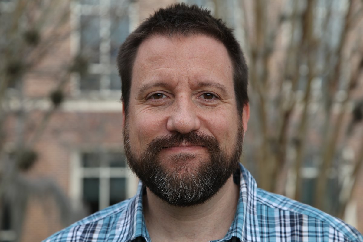 Emerging Pathogens Institute (@uf_epi) on Twitter photo Let's give a big congrats to <a href="/datcummings/">Derek Cummings</a> for being one of only 10 researchers at #UF listed as highly cited by <a href="/ClarivateAG/">Clarivate for Academia & Government</a>! He's demonstrated significant and broad influence in infectious disease research, with multiple highly cited papers that rank in the top 1% of his field. Let's give a big congrats to <a href="/datcummings/">Derek Cummings</a> for being one of only 10 researchers at #UF listed as highly cited by <a href="/ClarivateAG/">Clarivate for Academia & Government</a>! He's demonstrated significant and broad influence in infectious disease research, with multiple highly cited papers that rank in the top 1% of his field.