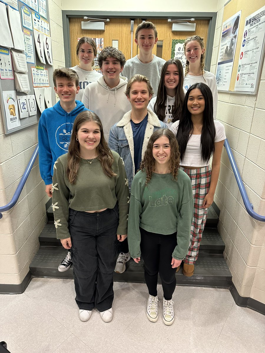 Lake Zurich HS Choir tweet media