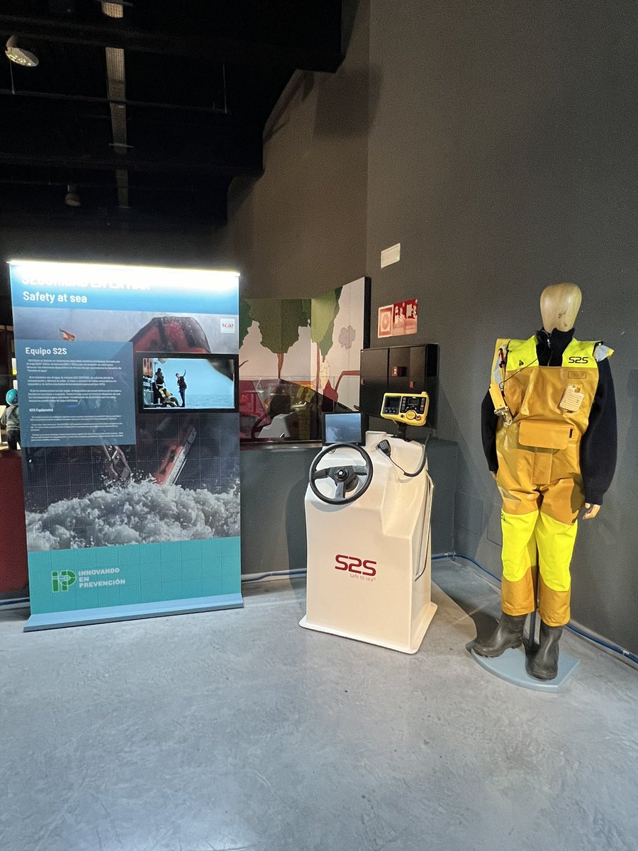 FundacionAXA's tweet photo. Si pasas por #Granada no puedes dejar de ir a la Expo que acabamos de inaugurar en el @ParqueCiencias sobre algunos de los avances tecnológicos que más vidas han salvado, junto a nuestros amigos de @MutuaFM https://t.co/ea2IdRodkX