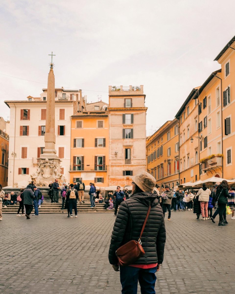 a roman color palette #leicaq2