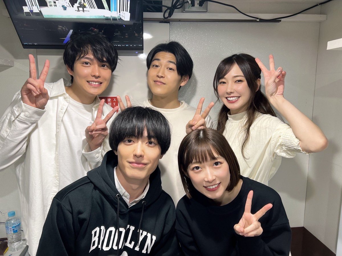 masumas30071221's tweet photo. 「青いはる」

2日目ありがとうご��いました。
今日もこの世界を生きられたことに幸せを感じながら明日に備えてゆっくり休みます。
この舞台を観てくれる人が1人でも増えますように。
まだ間に合うから気になる人は是非とも。

https://t.co/cQETO2VU0w

 #青いはる https://t.co/iXI19DQ5Xb