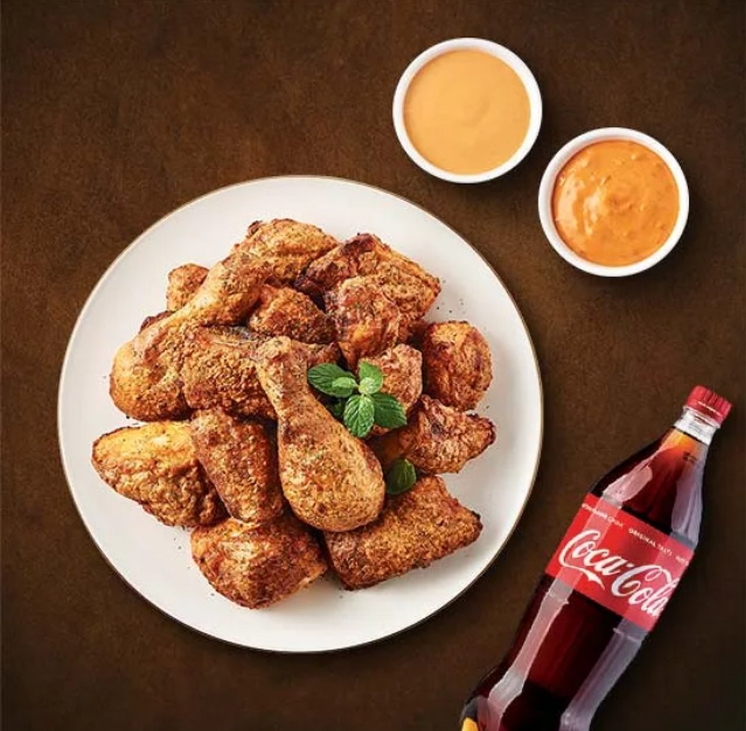 [RT❤]
제가 작화를 맡은 🌼사랑받는 막내는 처음이라🌼가 카카오페이지/카카오웹툰에 런칭되었습니다! 
매주 월요일, 사랑스러운 등장인물들을 만나러 와주세요!
(30화 이후 5주연재 1주 휴재로 전환됩니다)

🎉 page.kakao.com/content/628974… 🎉

RT 추첨하여  치킨 기프티콘을 보내드립니다🥰 (~12/8)