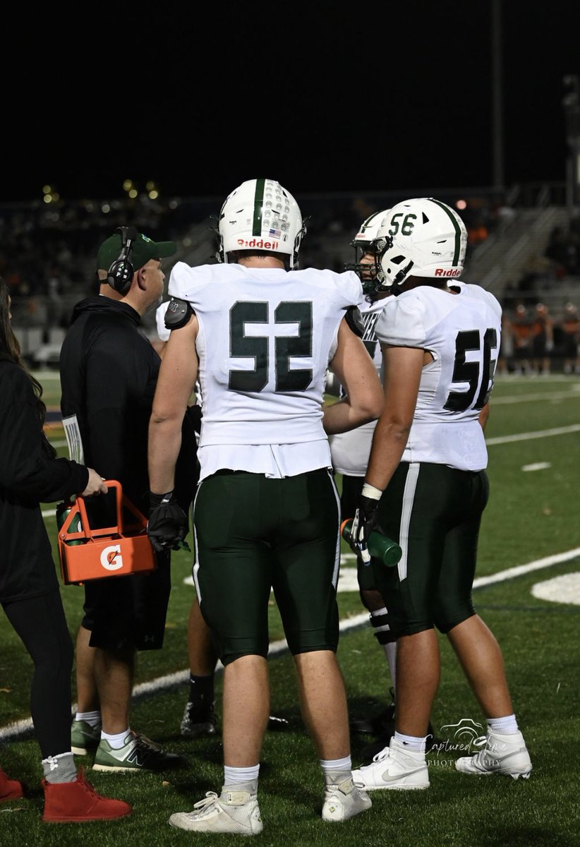 Honored to receive 1st team all region OL and 2nd all region DL. Big thanks to all my coaches and teammates.
<a href="/davidahockneyJr/">David Hockney, Jr.</a> <a href="/yates_nathan/">Nathan Yates</a>
<a href="/RHSBears_FB/">Riverbend Football</a>