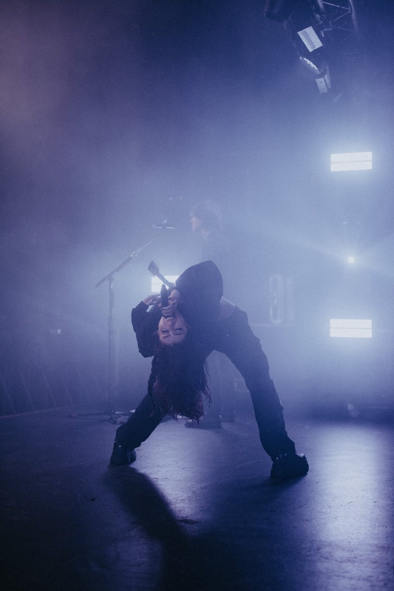 Chrissy Costanza tweet media