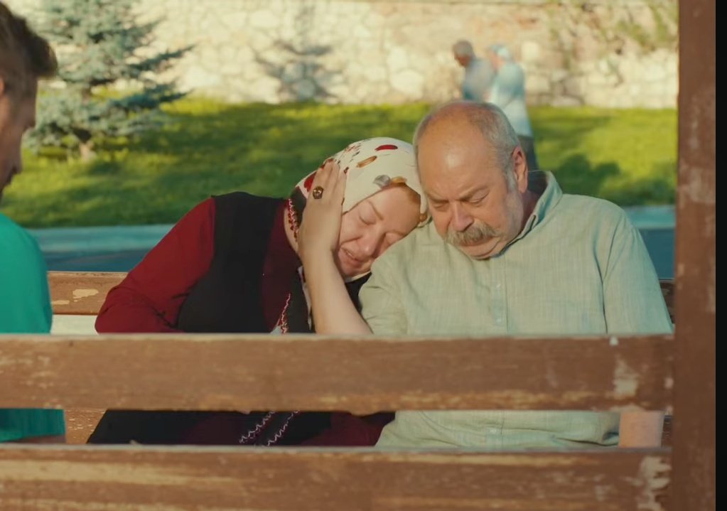 EvitaChris3's tweet photo. Döndü & Muammer - They lost two babies, found their oldest son after many years, had their ups and downs, almost lost their youngest son and yet they stayed together loving and supporting each other.
#GönülDaği #DonMu https://t.co/lsGFIaLBVW