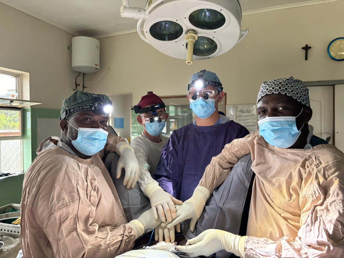 nielsvjohnsen's tweet photo. Another great day in Malawi.  4 more urethroplasties done. Lost power/lights for a bit in a storm but back up and running quick. And Kate Dwyer @kateh_014 harvested her first ever buccal (and bladder) mucosa.  @rparkMD @VUMCurology @SocietyGURS https://t.co/XBR2TOo2fV