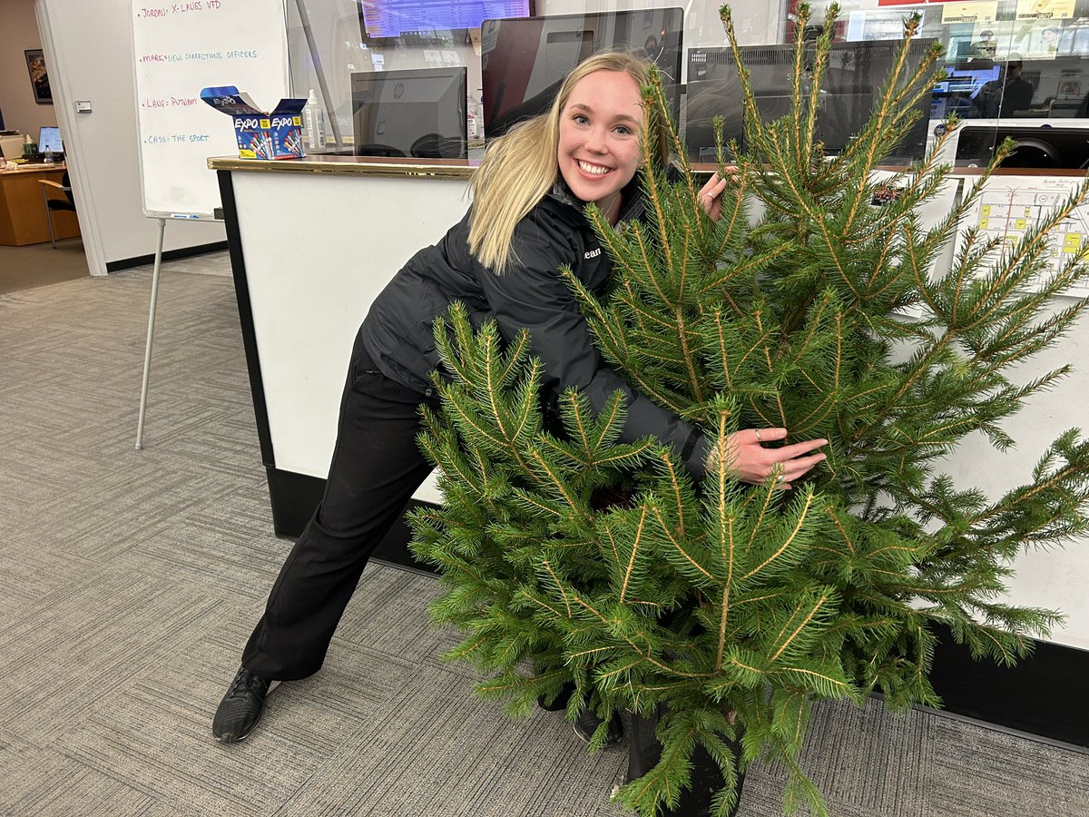 Bob Schaper (@bob_schaper) on Twitter photo Tree-hugging <a href="/AndieBernhardt/">Andie Bernhardt</a> brings home the cheer after her latest #dayinthelife shoot! <a href="/WOWK13News/">WOWK 13 News</a> Tree-hugging <a href="/AndieBernhardt/">Andie Bernhardt</a> brings home the cheer after her latest #dayinthelife shoot! <a href="/WOWK13News/">WOWK 13 News</a>