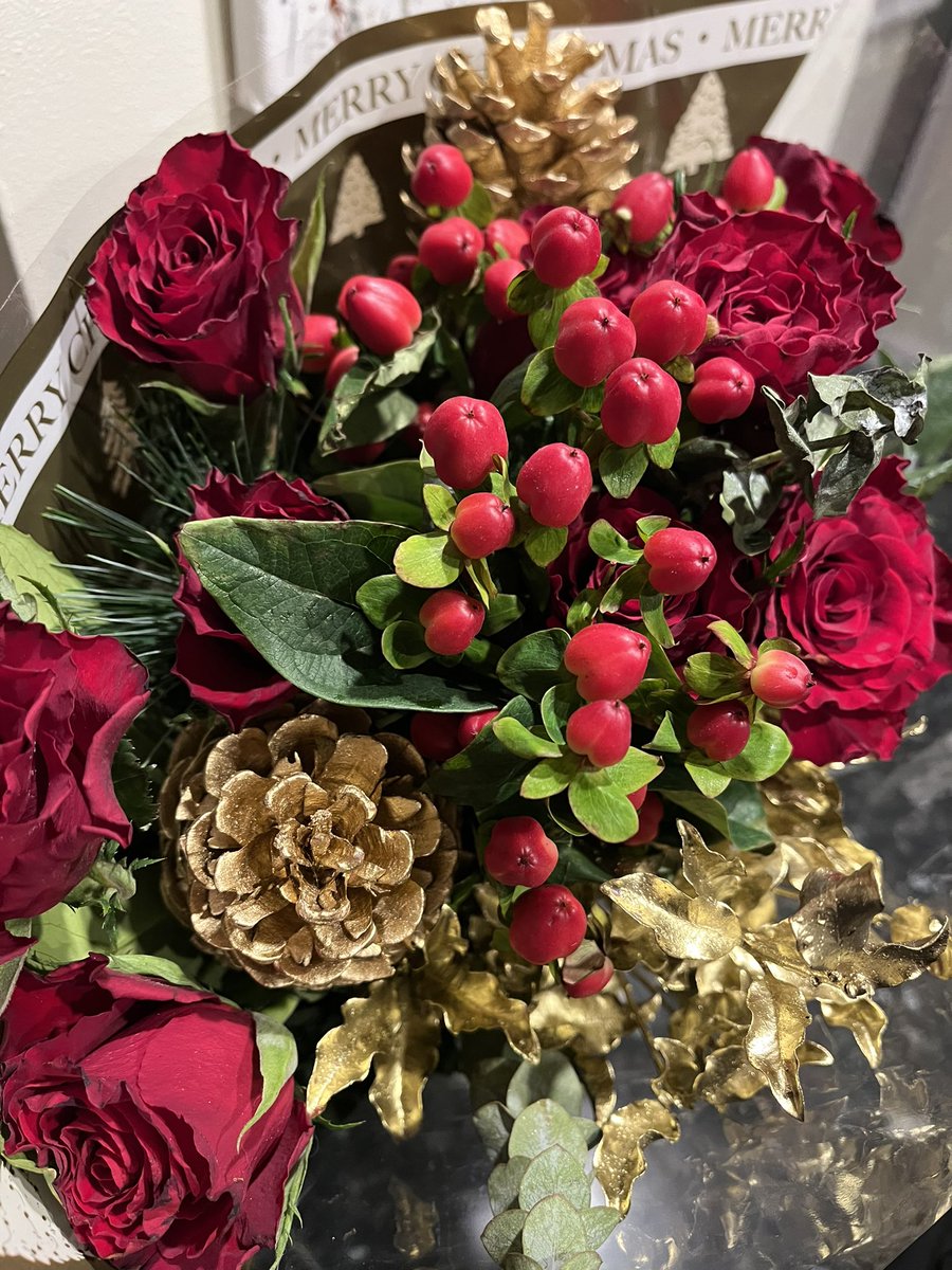 Rebecca McEvoy (@rebecca26mcevoy) on Twitter photo A’s last day at <a href="/NHSEngland/">NHS England</a> yesterday and they bought me flowers for supporting his working pattern - how lovely 🥰 A’s last day at <a href="/NHSEngland/">NHS England</a> yesterday and they bought me flowers for supporting his working pattern - how lovely 🥰