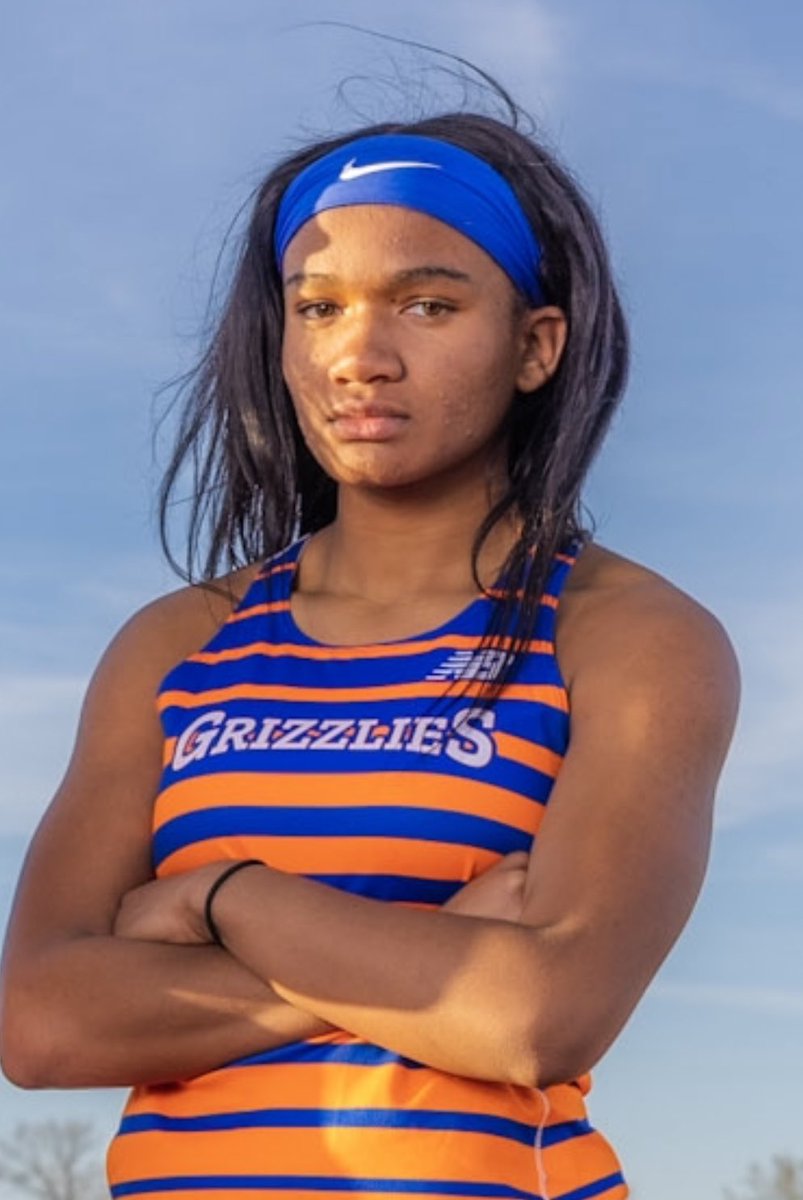 TFXCSimms's tweet photo. Next up: Mariah Robinson!

Mariah can do it all!

DECA (state), FBLA, Softball, Musicals, Basketball, Track &amp; Field

2x Captain
2x Academic All-State
All-Conference PV
Former school record holder 
in the triple jump

And the most encouraging teammate you’ll meet. https://t.co/mQGiSLDjw2