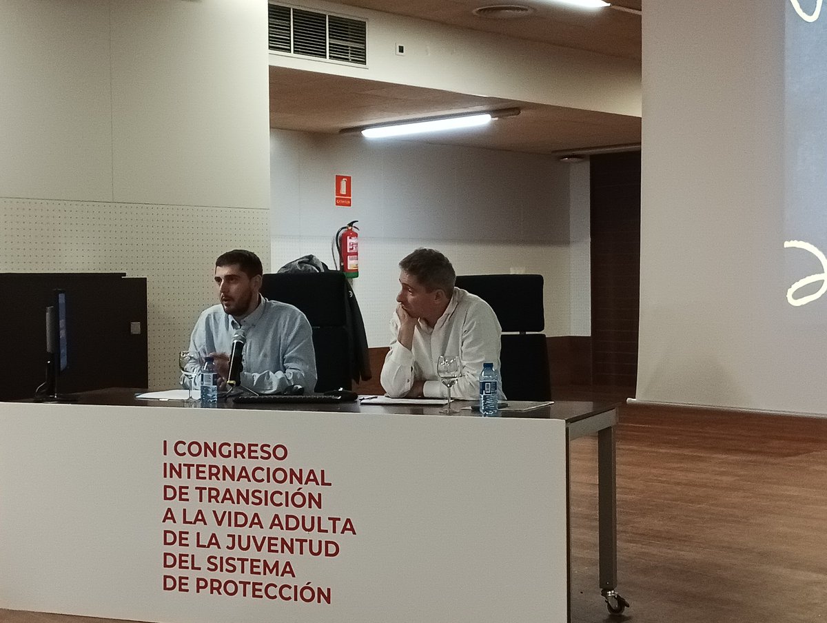Encontrarse de nuevo con compañeros y compañeras de fatigas e ilusión por el trabajo con #jóvenes #vulnerables como <a href="/Agintzari/">CIS-GEK Agintzari</a> y otras tantas entidades en el I Congreso Internacional de transición a la vida adulta de <a href="/igaxes_ong/">igaxes</a>
