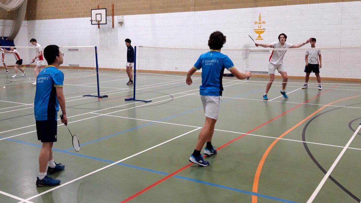 Away at Teddies this afternoon for a fixture. #RadleySport