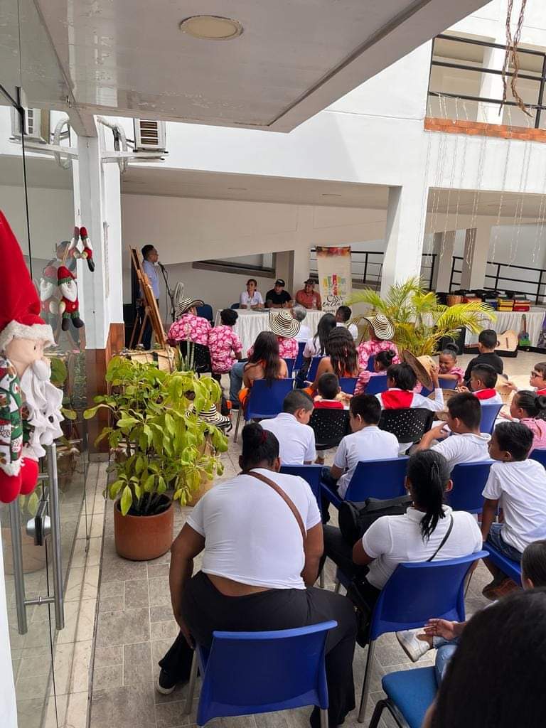 JairoToquica's tweet photo. Nos sentimos muy felices,🎉 por la entrega d dotación d instrumentos musicales a las escuelas de arte y cultura municipal, extendemos inmensamente nuestro agradecimiento a @mincultura 🎷🎼🥁🎹🪗 @AlcaPtoWilches

Puerto Wilches en expresiones Cultura es #GrandePorSiempre https://t.co/hYaym6SnaV