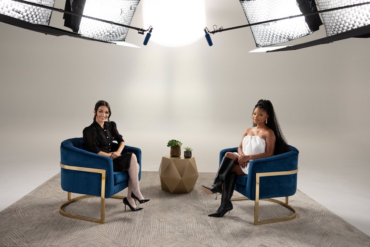 FilmUpdates's tweet photo. Rachel Zegler and Halle Bailey have been paired up for Variety’s Actors On Actors https://t.co/RUj010dFaF