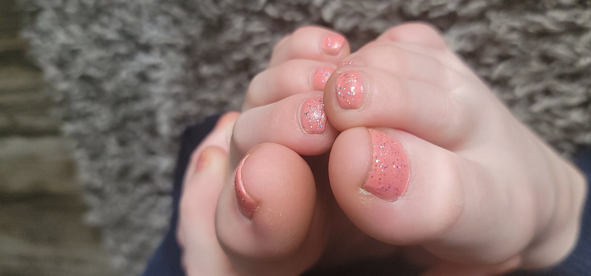 ogfeet's tweet photo. Sending positive vibes to all my fellow models out there chasing their dreams. Remember, hard work and perseverance pay off! β¨πͺ #ModelMotivation #DreamChasers https://t.co/yGck1Xp3Gl