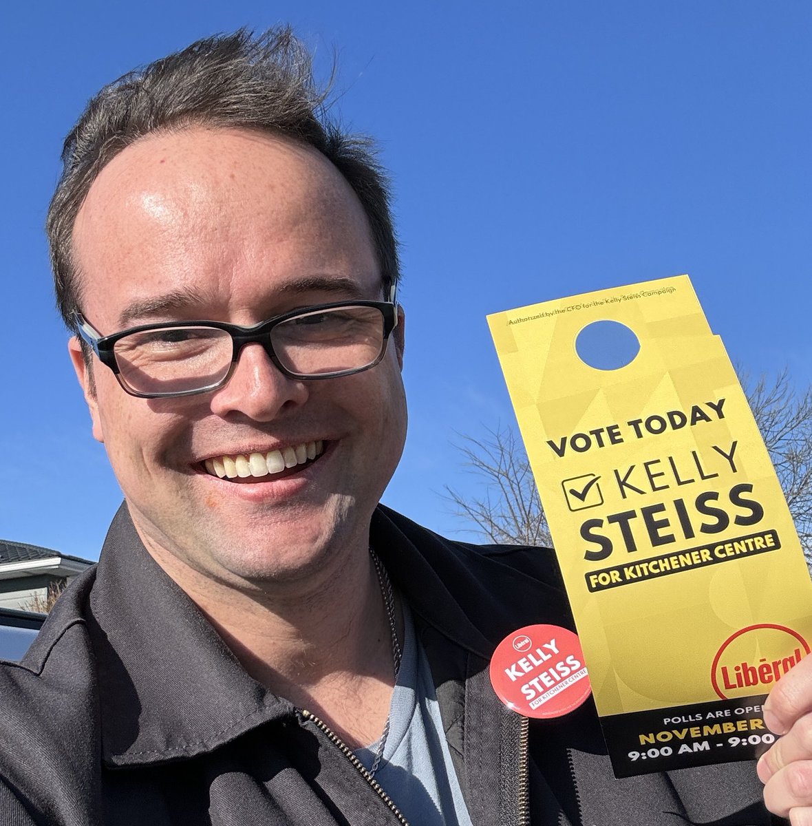 damien_obr's tweet photo. Great to get out and do some GOTV for fantastic @OntLiberal candidate @KellySteiss in Kitchener Centre! #KitCen #onpoli
(Not pictured, my 1 year old daughter on her first E-day ๐ค) https://t.co/vWnUyQq076