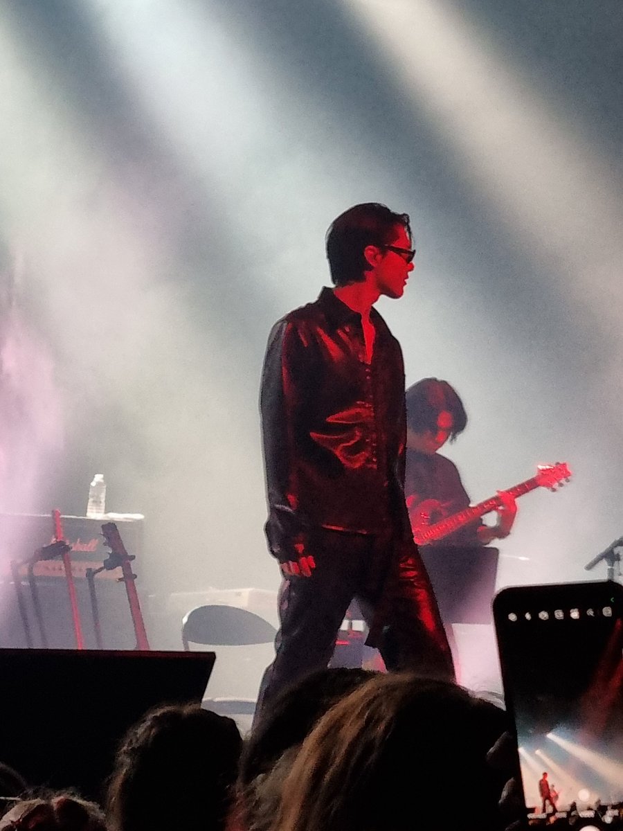 fluentinpanic's tweet photo. Woodz "OO-LI AND" concert in Paris Photo Thread!

Here are some of the photos I managed to take in Paris. I apologize for the low quality! https://t.co/mwUxmYAMvg