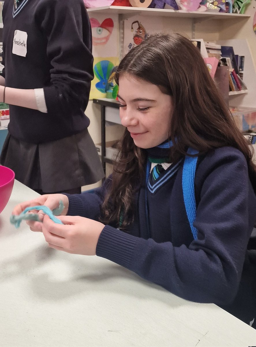 malone_art's tweet photo. We had a fantastic introductory session as part of our #creativeschoolsprogramme . Thank you to the #nationallotteryfunds and the @ArtsCouncilNI for their support  to make this happen! It looks like it's going to be  a great project! @IEFNI @UrbanVillagesNI @MaloneCollege https://t.co/ksVWSEXGyI