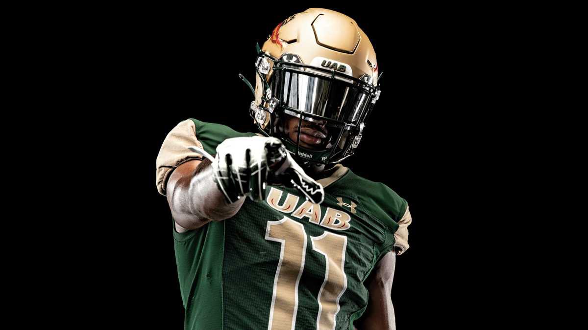 KTrost72's tweet photo. Blessed to receive an offer from UAB!! @CoachEGordon @coolc815 @dabestscout2 https://t.co/JXlCtJ7Y32