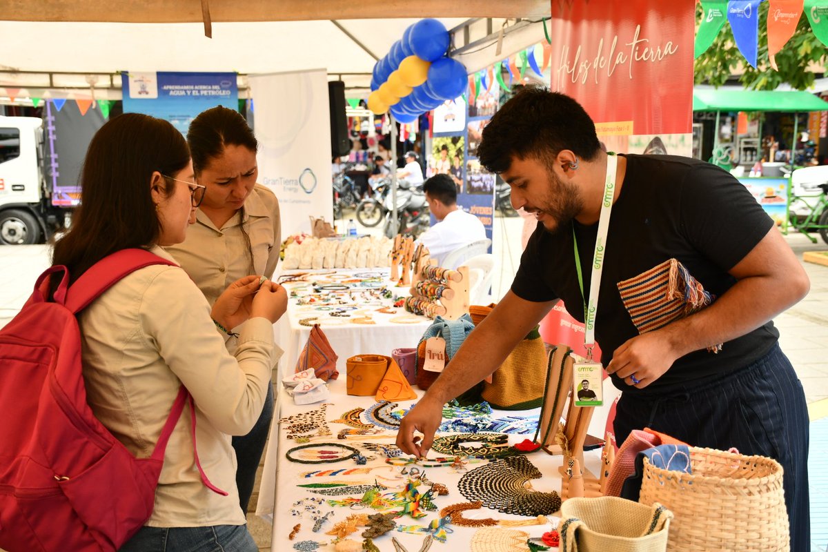 cmmcolombia's tweet photo. Hoy estamos en la primera  feria de emprendimiento de emprender + en puerto Asís Putumayo, un espacio donde encontramos productos desarrollados por los emprendedores del programa

Una alianza entre la CMMC Y @GranTierra_Inc https://t.co/ErFyhNLKkq