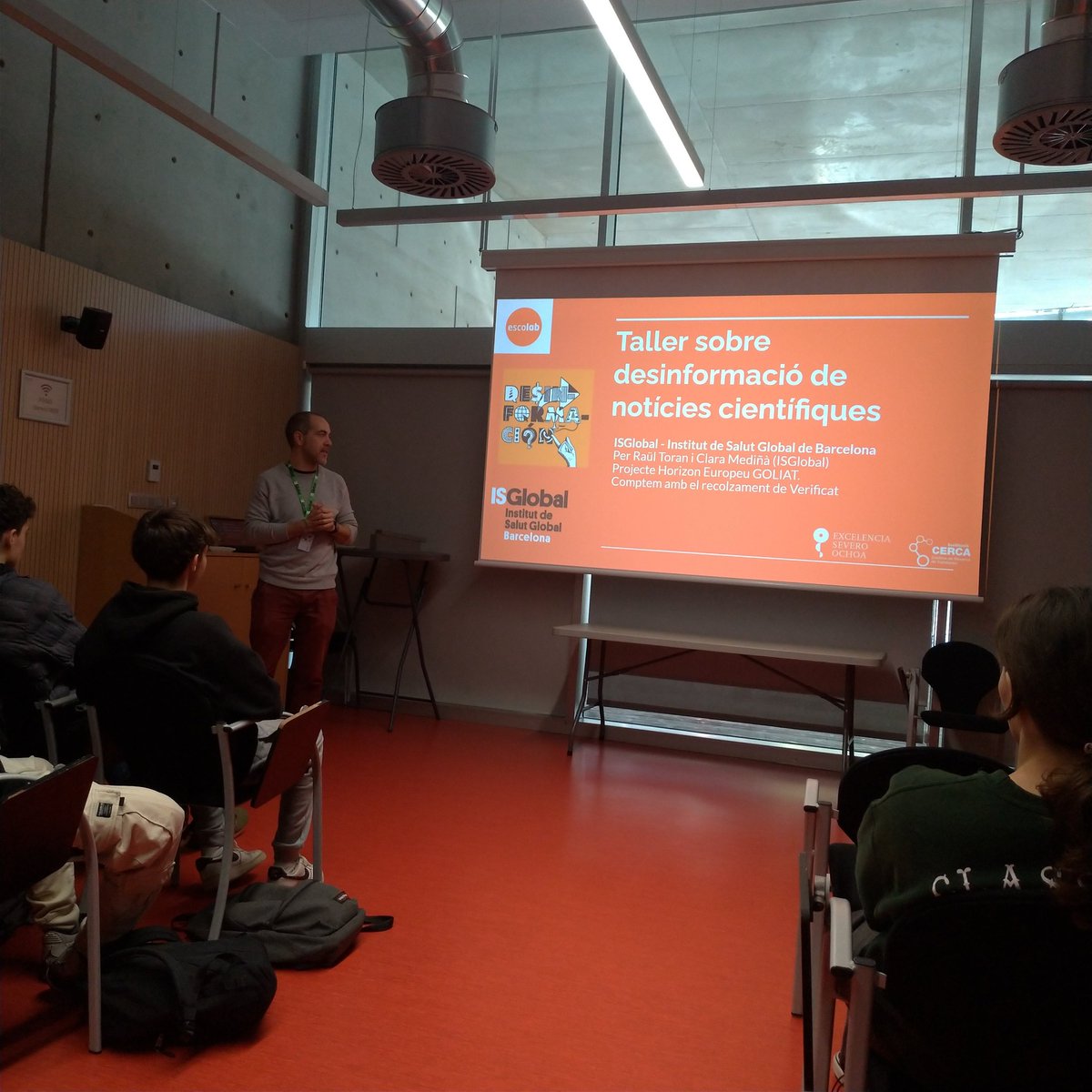 mmart746's tweet photo. Avui un tastet de #desinformació i #fakenews al @ISGLOBALorg @the_prbb @raultoran ens dóna algunes claus i feina per començar a treballar amb #BioBAT i #ReptesBiG #COPEM2324 #pasturant #BATXCOPEM #ISE2324 https://t.co/I15VDka9Mw