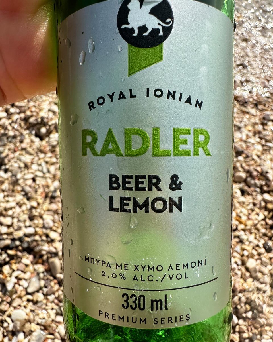 gummibierchen's tweet photo. #KristallklaresWasser am Strand vom #AtlanicaNisskiBeach by @TUIDeutschland mit #RoyalIonianRadler @corfubeer 🍺 #Alsterwasser #corfumicrobrewery #greekbeer #seabeer #meerbier #bierliebe #bierdurst #bierdestages #bierlaune #biertest #urlaubsbier #beerporn #beerlife #beerandlemon https://t.co/UFJ7GzqWEu