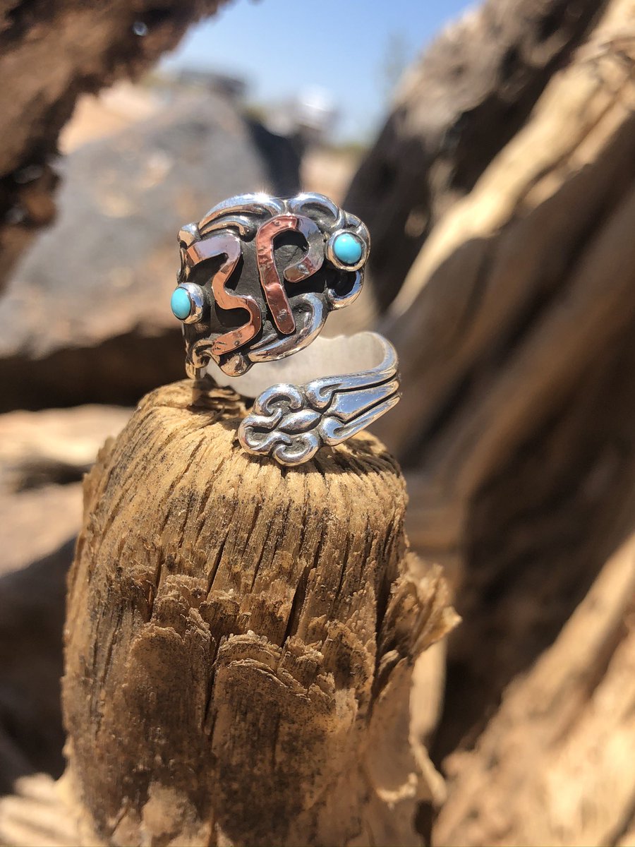 LoganPerryman's tweet photo. Custom Spoon Ring! 
They make pretty cute gifts for Christmas!
⬇️⬇️⬇️⬇️

https://t.co/BQ2ObPznRd https://t.co/12dNzbrMkK