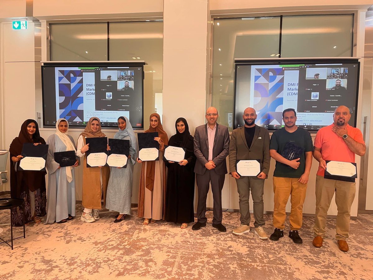 AmeedAwadDM's tweet photo. Proudly finalising the Certified Digital Marketing Professional program (DMI) to Marketers from KSA and UAE in Dubai.

The training was hosted online and Face to face with participating of 15 professionals from different industries.
#Digital #MarketingStrategy #DigitalMarketing https://t.co/5Oy1qNXVDt