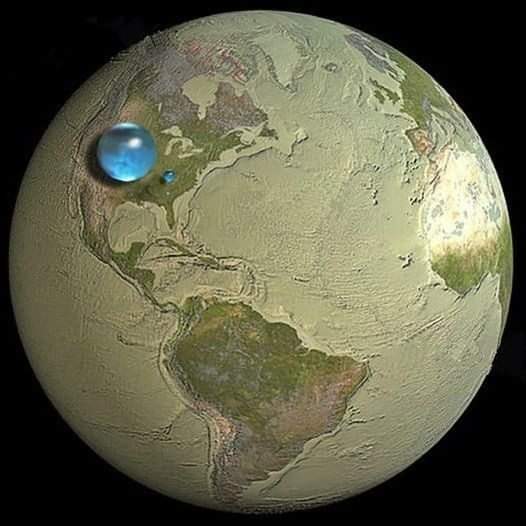 El planeta Tierra es 0,12% agua y no 70%.

En la escuela nos enseñan que el planeta está cubierto de agua en un 70%. Lo cual es cierto, pero especificado que solo hace referencia a la superficie. Si comparamos con el volumen total de la Tierra, el agua representa solo el 0,12%.