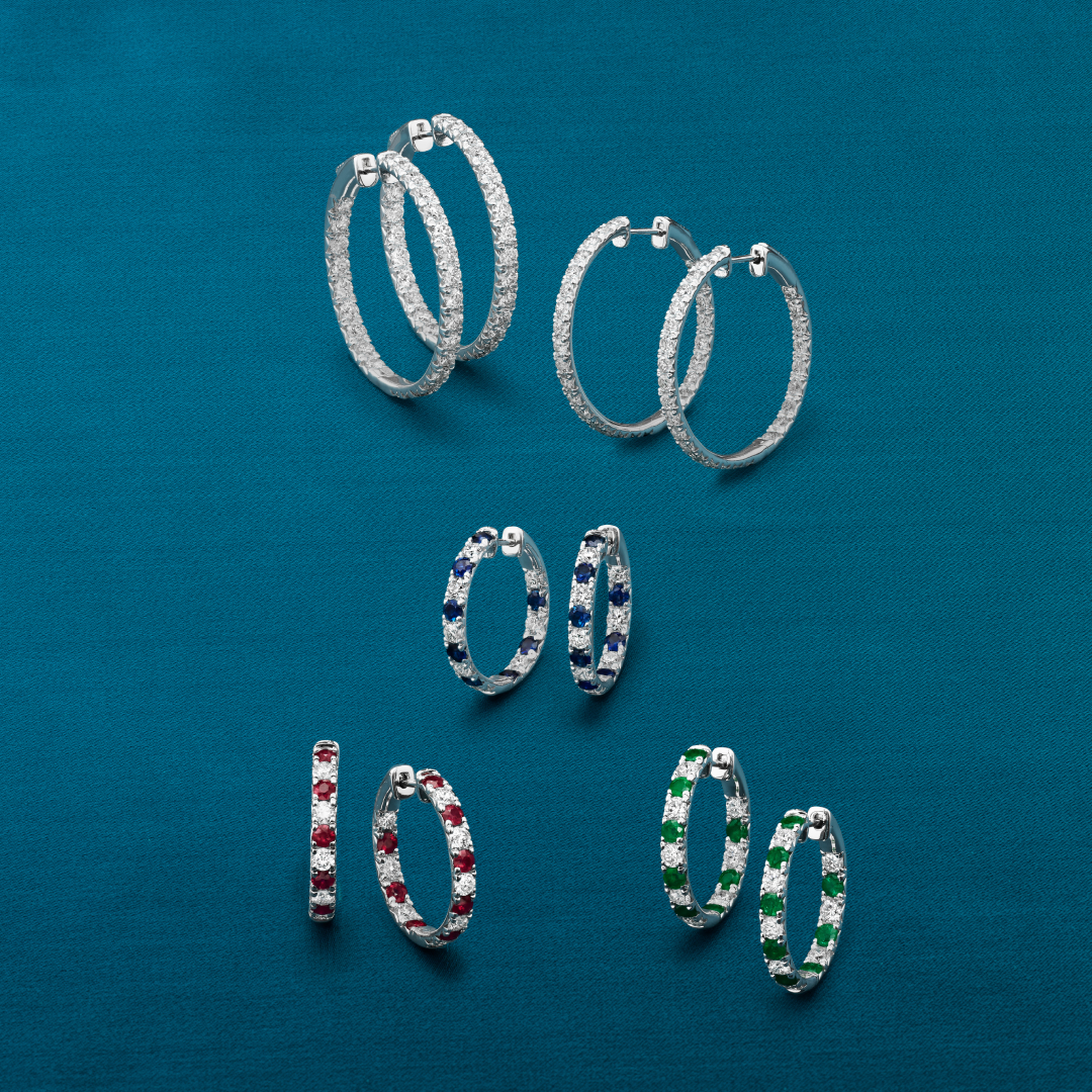 Diamonds and gemstones compliment each other perfectly! 😍 This season, give gifts that are meant for one another and save 50% 👀 💙