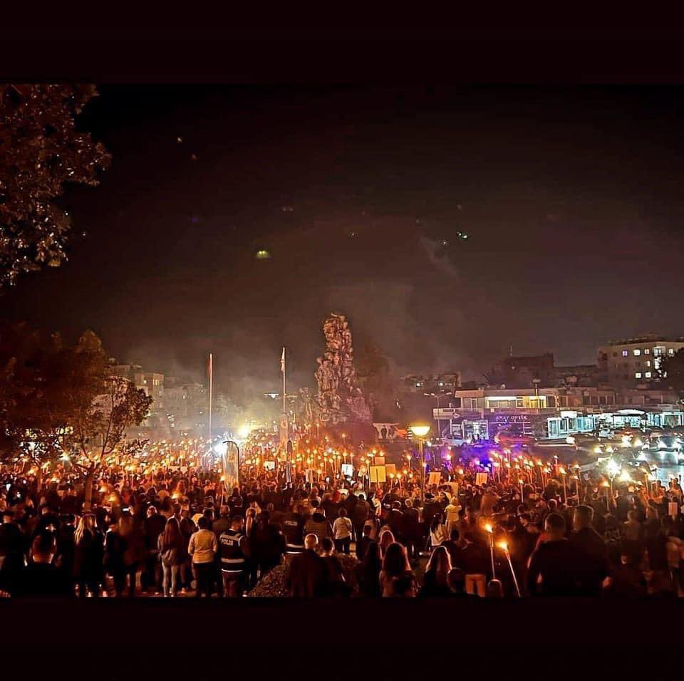 srtn80's tweet photo. #isiasaortakdavamız https://t.co/RPZvabu7gR