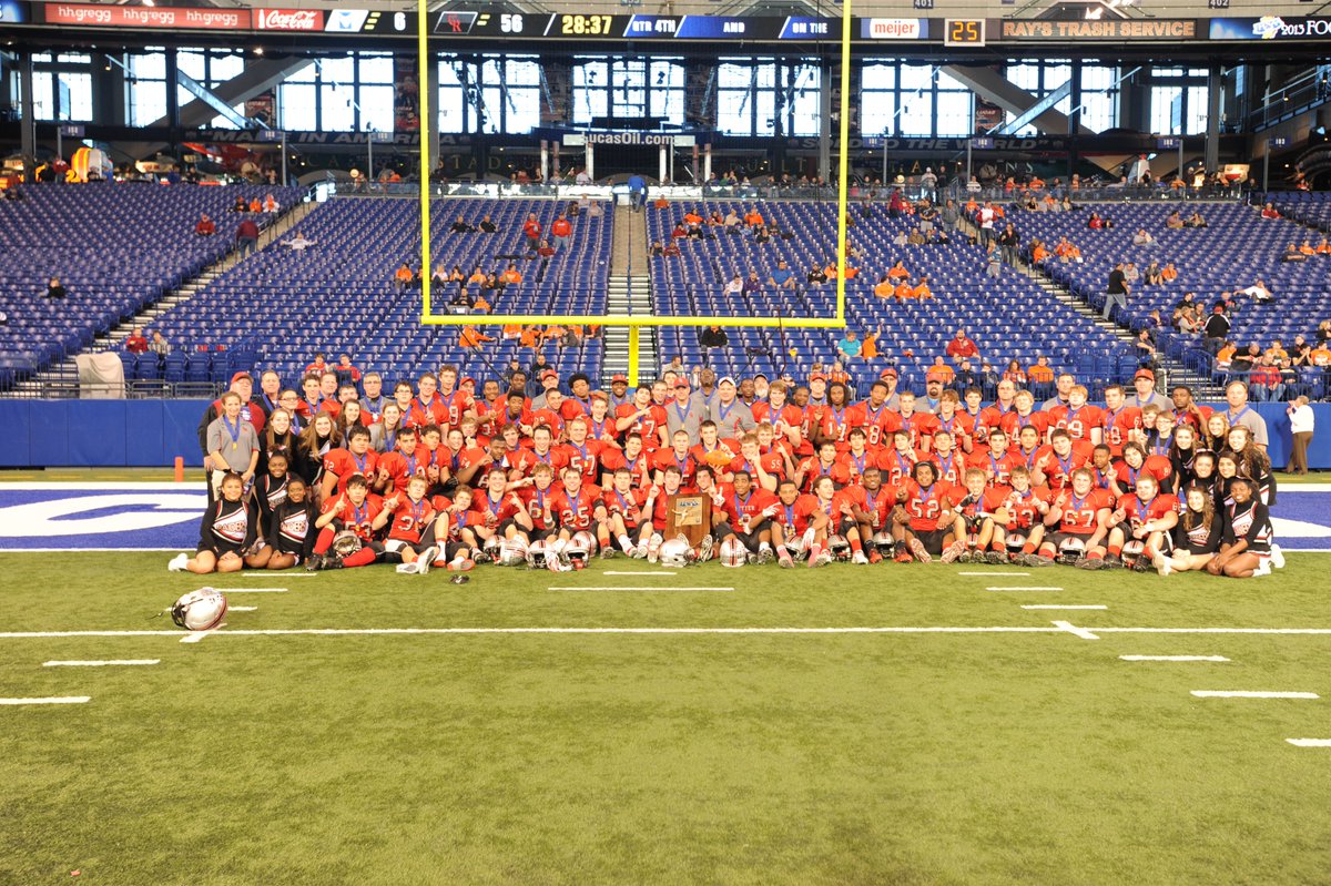 IHSAA1's tweet photo. 10 Years Ago Today (Nov. 30, 2013)

The Indianapolis Cardinal Ritter Raiders won the #IHSAA Class 2A Football State Championship!
🏆🥇🏈🔥🔴⚫️ @CRRAIDERSPORTS 

Official Program: https://t.co/vNIqlb1OSU https://t.co/jrQ3uRMcyq