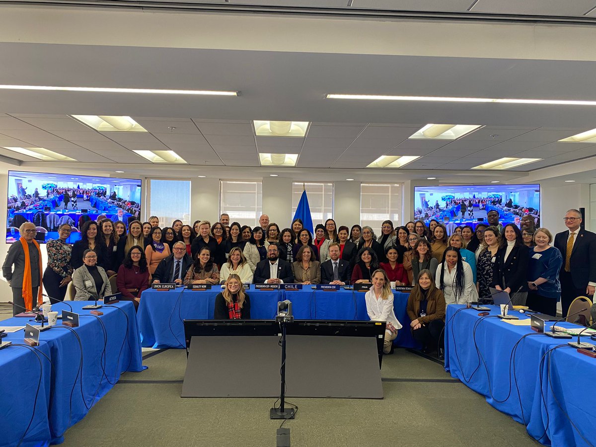 equalitynow's tweet photo. Crucial regional event shaping a #ModelLaw on tech-driven gender-based violence📲♀️ This law will have a significant impact in the #Americas, and we hope it sparks inspiration worldwide for better strategies against tech-facilitated #GBV https://t.co/3kW2vtpDVk